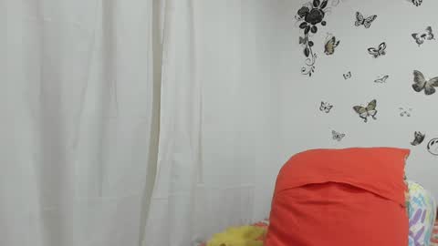 Snapshot of jenniferloveyou chatting on January 27, 6:20 pm jenniferloveyou online show from January 27, 6:20 pm