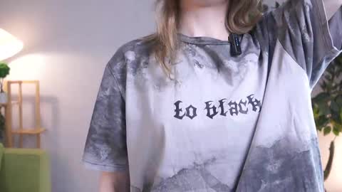 Sofia  online show from April 7, 7:21 am