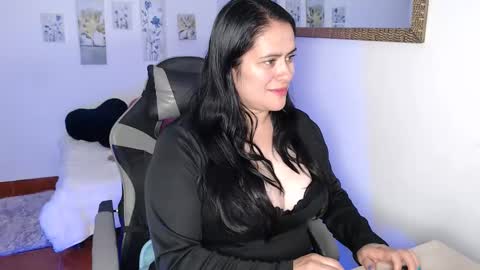 jenny__666 online show from January 8, 8:13 pm