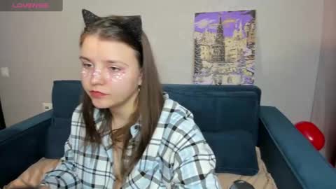 Jenny online show from February 28, 8:42 am