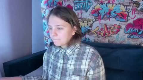 Jenny online show from April 14, 9:31 am