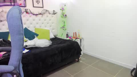 jenny_stark online show from October 31, 11:36 am