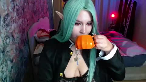 Jenny online show from January 18, 7:37 am