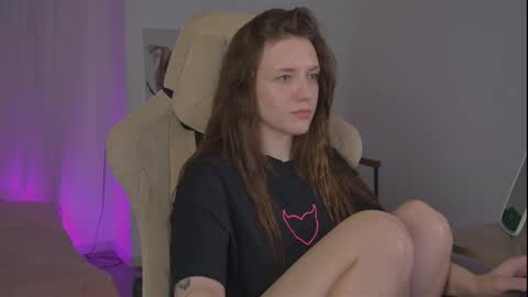 Jenny NO Nude online show from April 4, 5:56 pm