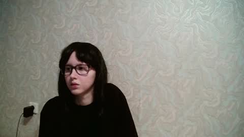 JennyOlset online show from December 19, 9:29 am