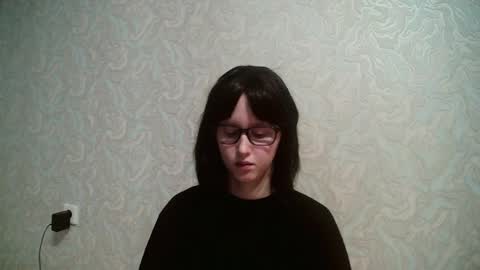 JennyOlset online show from February 4, 8:59 pm