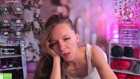 jesica_moon_peachyy online show from April 13, 8:04 am