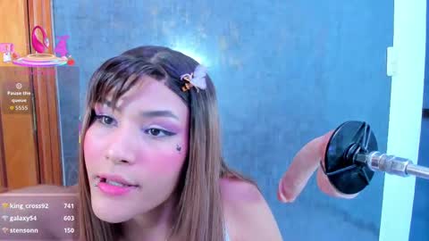 Snapshot of jess_ackerman chatting on September 28, 3:24 am Jess  online show from September 28, 3:24 am