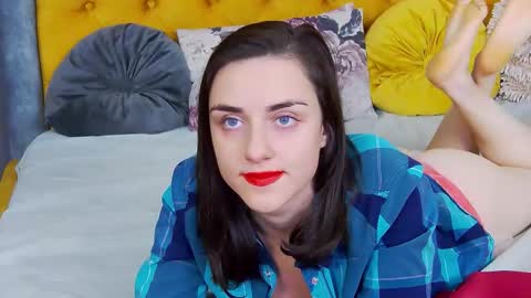 Snapshot of jessica_whitte_ chatting on October 1, 4:17 am Jessica White online show from October 1, 4:17 am