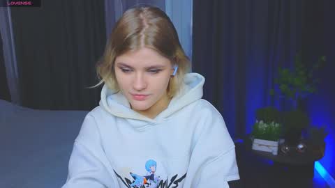 jessicaoconnor online show from December 18, 1:02 pm