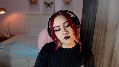 Your Sweet Angel online show from January 4, 4:12 am