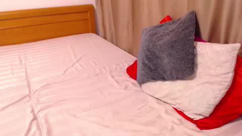 jessiestar3 online show from February 13, 5:31 am