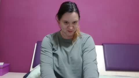Snapshot of jessika97 chatting on December 18, 6:43 am jessika97 online show from December 18, 6:43 am