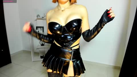 Snapshot of jessy_prada chatting on January 27, 8:07 pm Miss Jessy online show from January 27, 8:07 pm