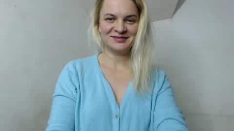 jessyangels online show from January 8, 11:58 am