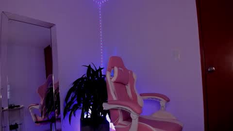 Jessica online show from February 2, 10:42 pm