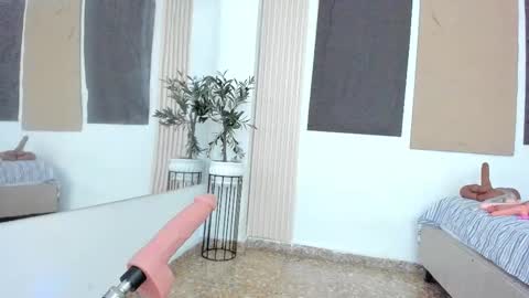 Snapshot of jheremy_wen chatting on September 9, 7:24 pm jheremy_wen online show from September 9, 7:24 pm