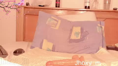 Snapshot of jhoxy_m chatting on February 12, 3:07 am Hello iam hoxy ready to get wet online show from February 12, 3:07 am