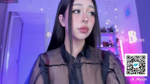 Snapshot of ji_hyun chatting on February 2, 1:45 am Ji  online show from February 2, 1:45 am