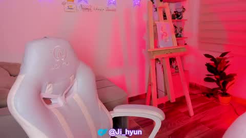 Ji  online show from April 19, 2:00 am