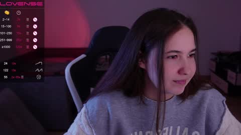 jia_lisaa online show from March 3, 6:53 am