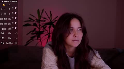 jia_lisaa online show from September 12, 6:26 pm