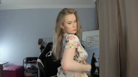 Amy  next stream on Wednesday Thursday Friday Saturday and Sunday at 16 pm GMT3 online show from November 11, 2:14 pm