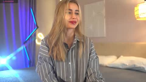 Jenny online show from November 29, 11:25 am