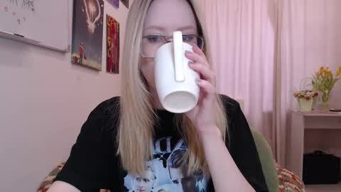 joan_kiss online show from March 16, 12:42 pm