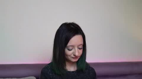  Joelle  online show from March 24, 10:15 pm