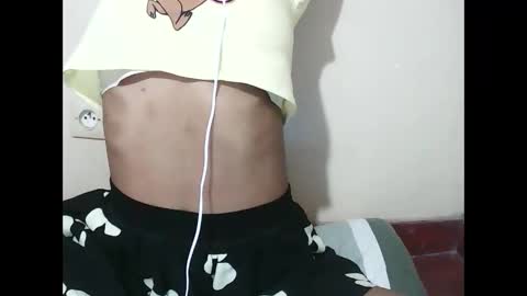 joliekah27 online show from January 8, 8:46 pm