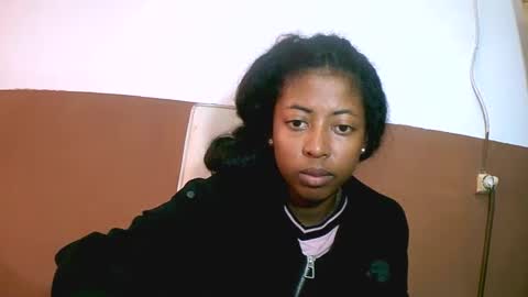 Snapshot of joliekah27 chatting on February 11, 5:05 am joliekah27 online show from February 11, 5:05 am