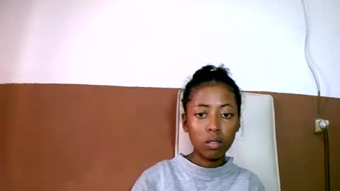 Snapshot of joliekah27 chatting on February 12, 4:33 am joliekah27 online show from February 12, 4:33 am