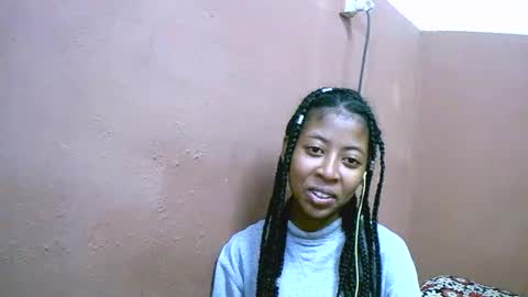 Snapshot of joliekah27 chatting on March 1, 8:21 pm joliekah27 online show from March 1, 8:21 pm