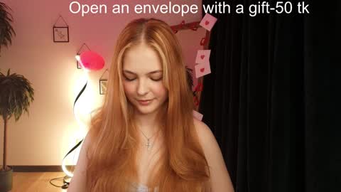 Snapshot of jolly_bean chatting on February 7, 8:55 am Polly online show from February 7, 8:55 am