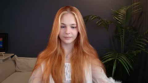 Snapshot of jolly_bean chatting on January 16, 3:23 am Polly online show from January 16, 3:23 am