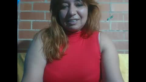Snapshot of jones_scarlet chatting on February 26, 5:35 am Scarlet online show from February 26, 5:35 am
