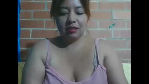 Snapshot of jones_scarlet chatting on March 1, 5:20 am Scarlet online show from March 1, 5:20 am