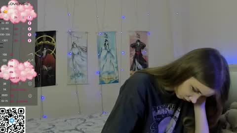 Snapshot of jorroger chatting on February 9, 8:34 pm Mila online show from February 9, 8:34 pm