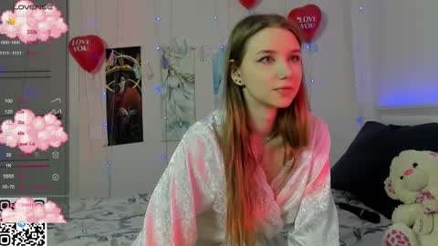 Snapshot of jorroger chatting on February 16, 11:26 pm Mila online show from February 16, 11:26 pm