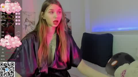 Snapshot of jorroger chatting on December 19, 6:23 pm Mila online show from December 19, 6:23 pm