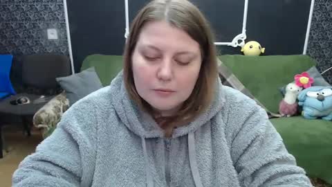 Snapshot of josiesun771 chatting on March 1, 7:30 am josiesun771 online show from March 1, 7:30 am