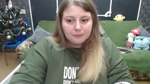 Snapshot of josiesun771 chatting on January 26, 12:33 pm josiesun771 online show from January 26, 12:33 pm