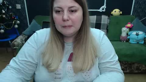 Snapshot of josiesun771 chatting on December 28, 7:33 am josiesun771 online show from December 28, 7:33 am