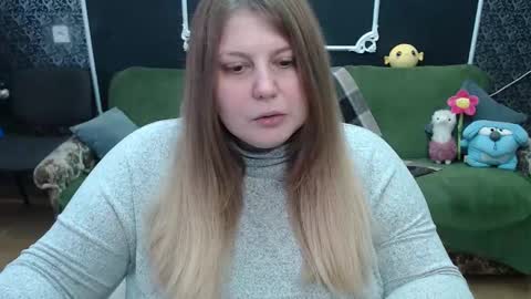 Snapshot of josiesun771 chatting on February 23, 1:02 pm josiesun771 online show from February 23, 1:02 pm