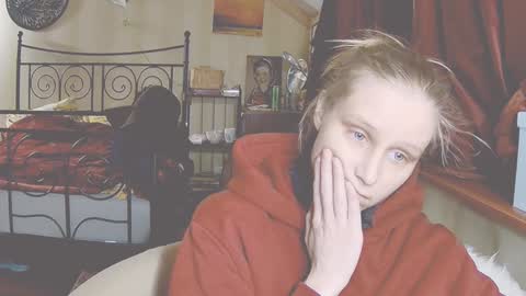 joy_keys online show from January 17, 2:28 pm