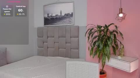 Juana online show from March 19, 6:45 pm