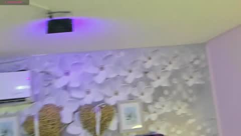 Juana online show from April 12, 7:16 pm