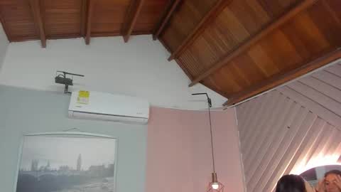 Juana online show from March 27, 11:11 am