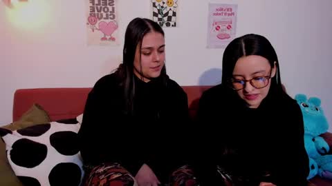 juanitaaa_ online show from June 3, 3:51 am